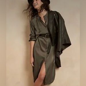 SOLD Banana Republic Satin Long Sleeve Shirt Dress Size XS